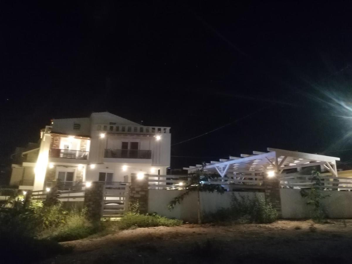 Villa Nikiti View 2 Exterior photo