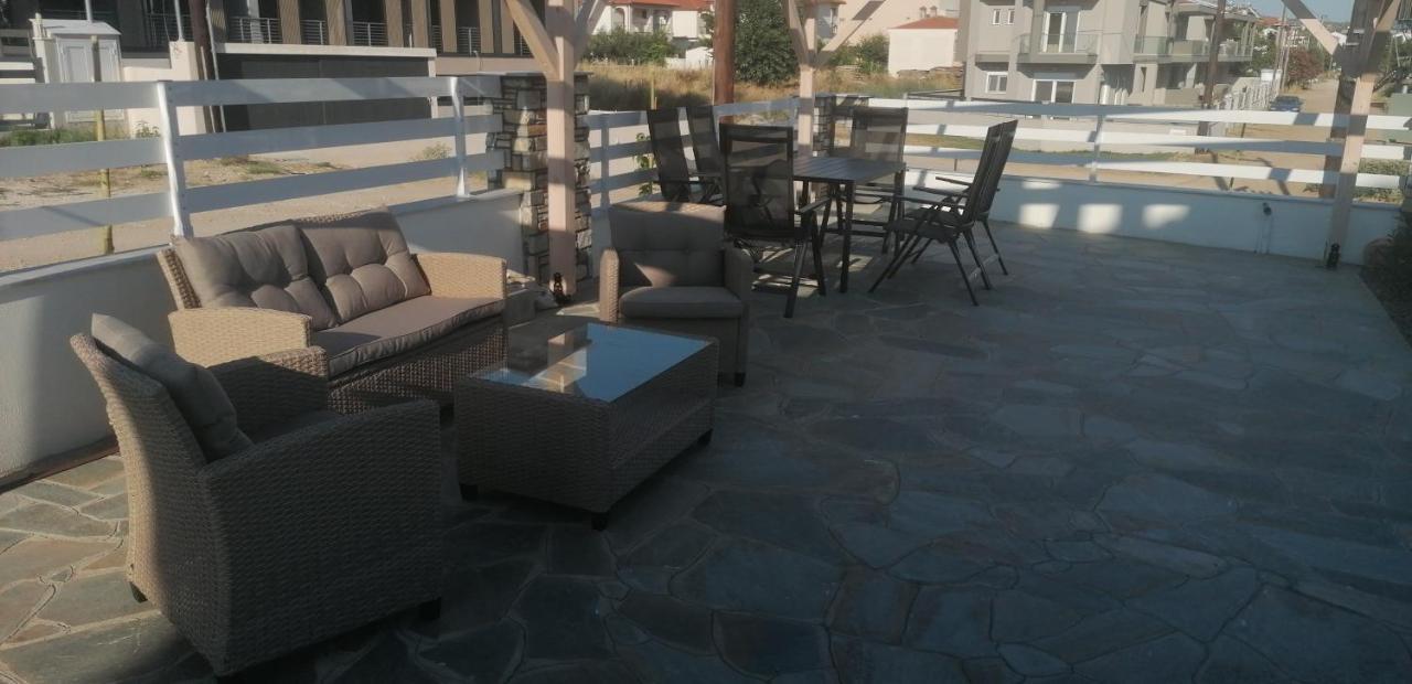 Villa Nikiti View 2 Exterior photo